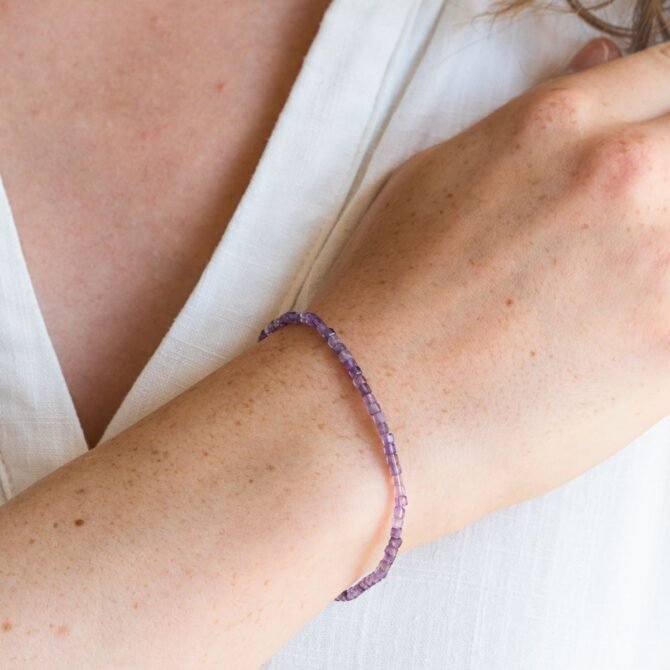 Fijne armband met amethist kopen